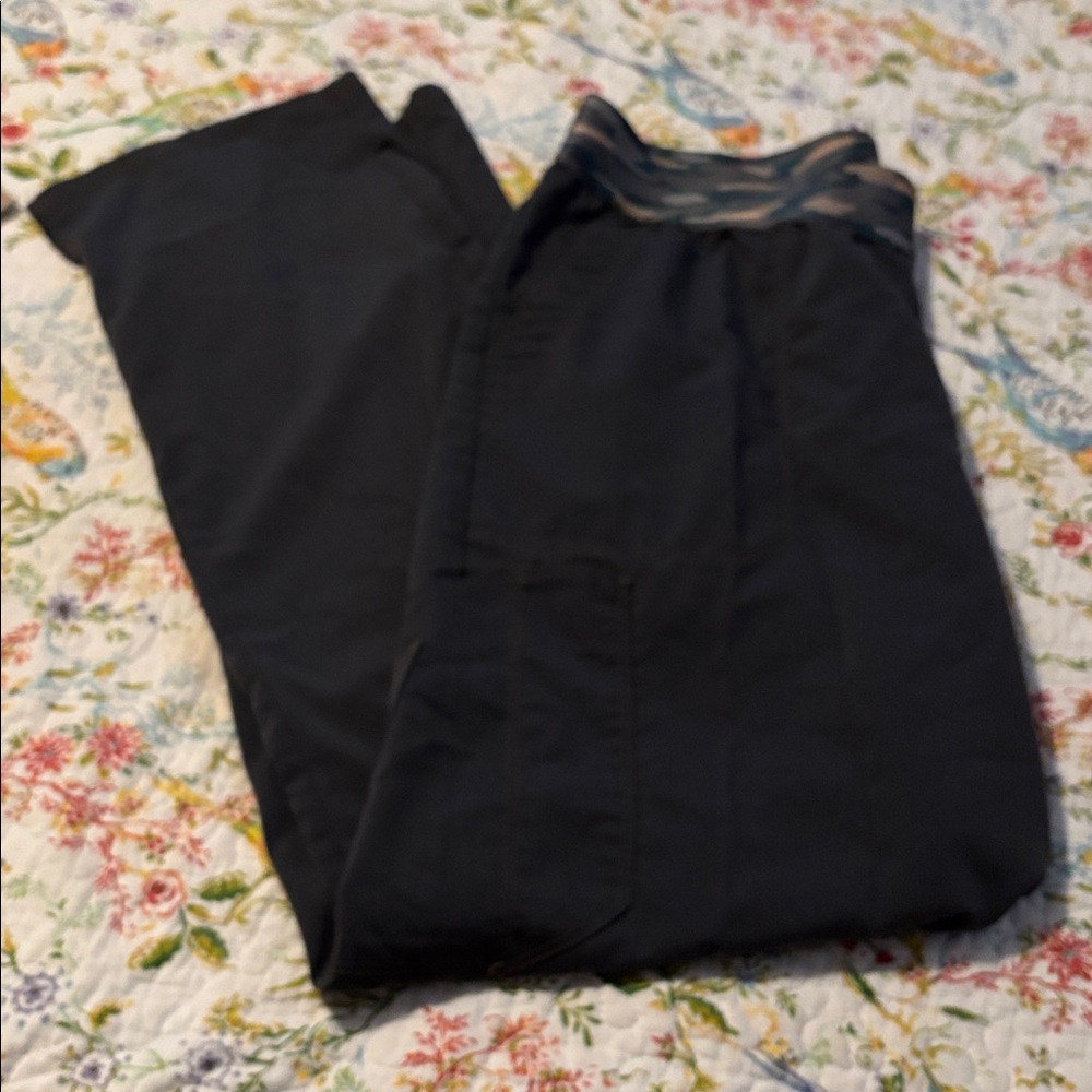 Dickies Women’s  Charcoal Cargo scrub Pants